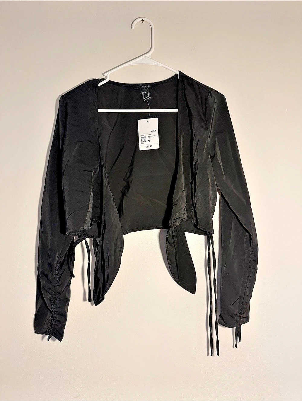 Forever 21 Woven Top/Crop/L Black Crop Wrap Jacket Size Small NWT